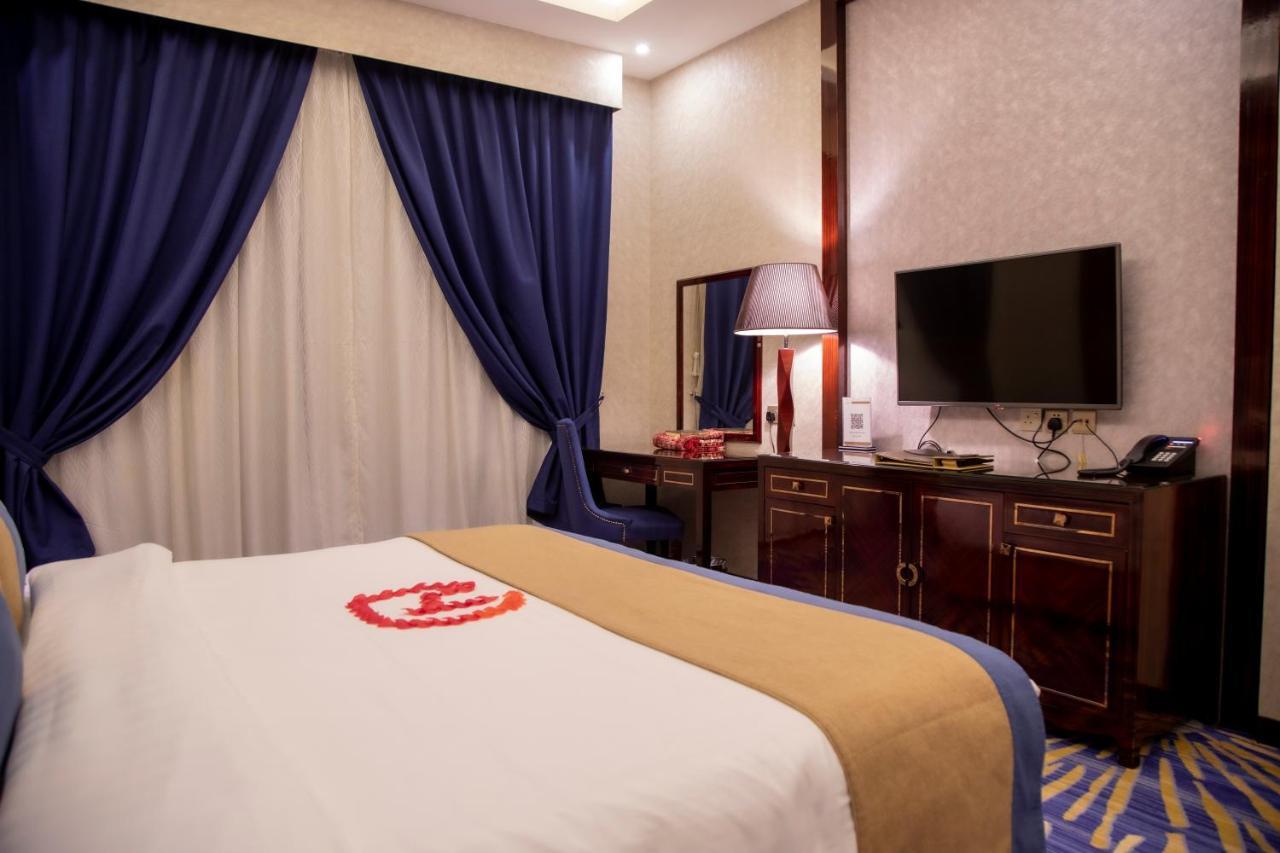 فندق هوليداي الخليج الرياض - Holiday Al Khaleej Hotel מראה חיצוני תמונה