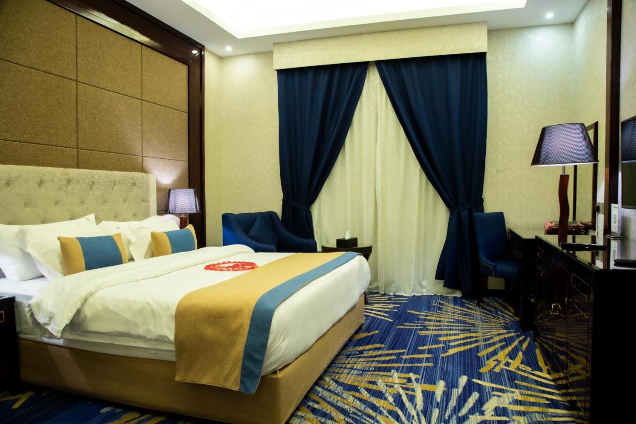 فندق هوليداي الخليج الرياض - Holiday Al Khaleej Hotel מראה חיצוני תמונה