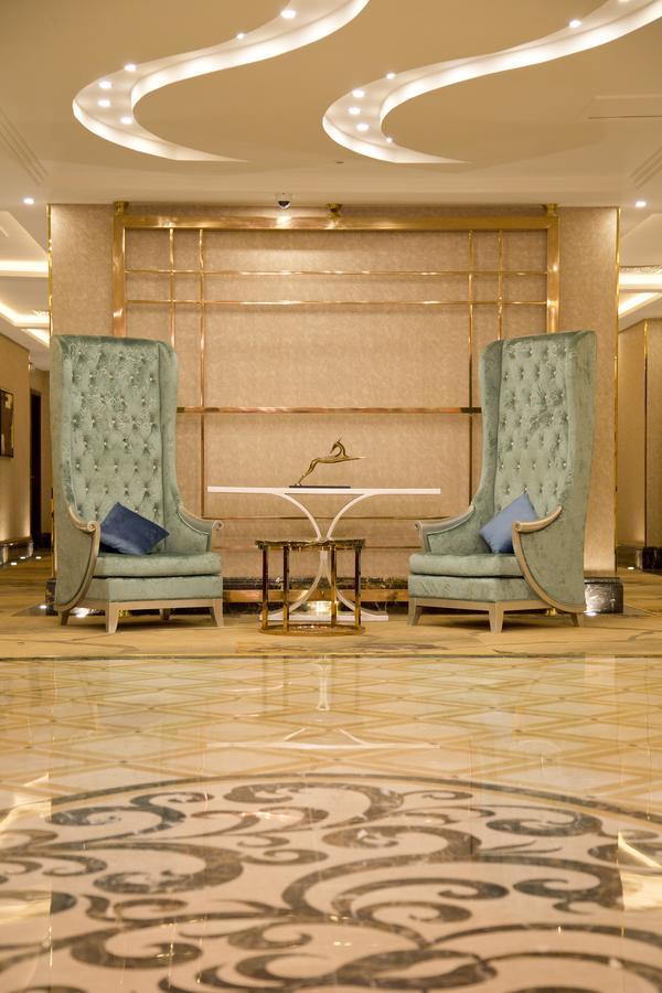 فندق هوليداي الخليج الرياض - Holiday Al Khaleej Hotel מראה חיצוני תמונה