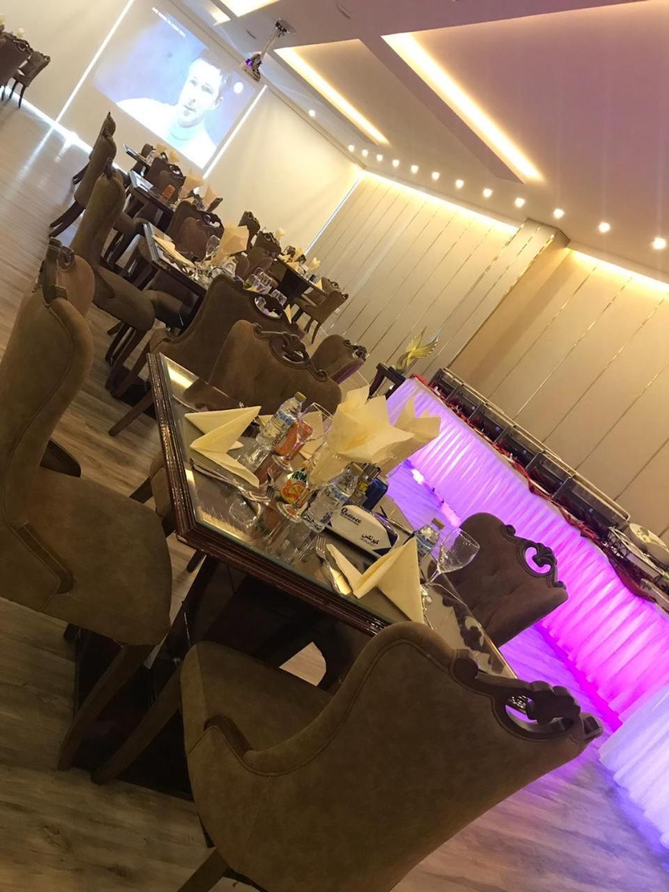 فندق هوليداي الخليج الرياض - Holiday Al Khaleej Hotel מראה חיצוני תמונה